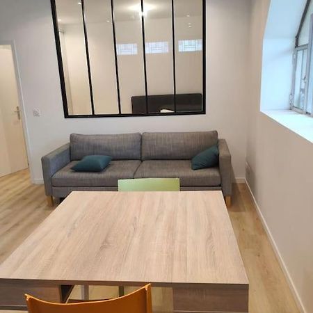 Logement Complet A Villeurbanne Kültér fotó
